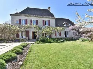 Cœur de Causse 46240 Achat / Vente maison 8 pièces t8 piscine jardin