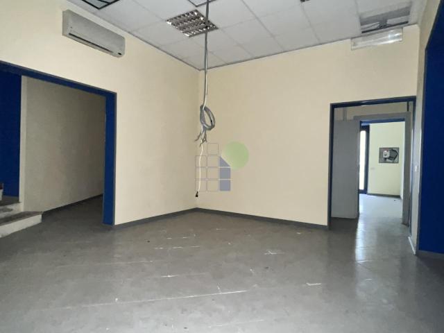 C Via dell´Indipendenza 30 6 vani 150mq
