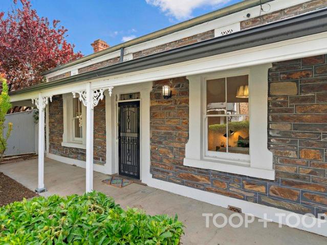C.1880 BLUESTONE COTTAGE WITH ARCHITECTURAL EXTENSION IN COVETED CITY FRINGE POSITION