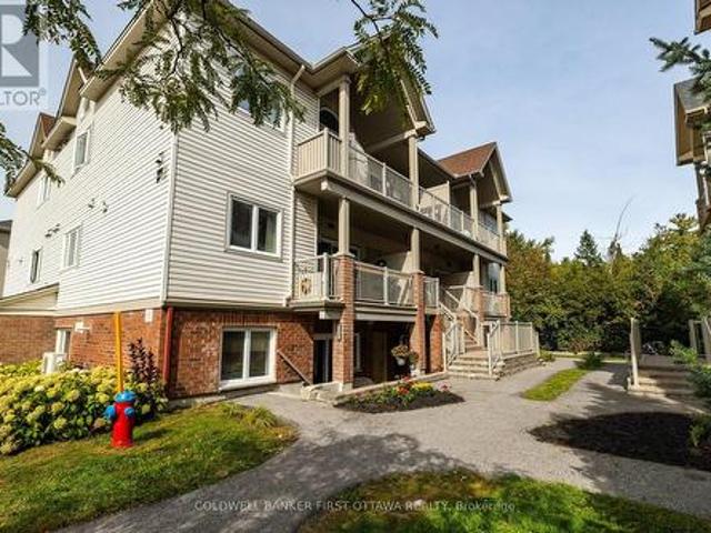 C 1113 Stittsville Main Street, Ottawa, ON, K2S 0C8 townhouse for sale | Listing ID X13820 | Royal LePage