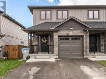 House for sale in Perth, Ontario - Garden