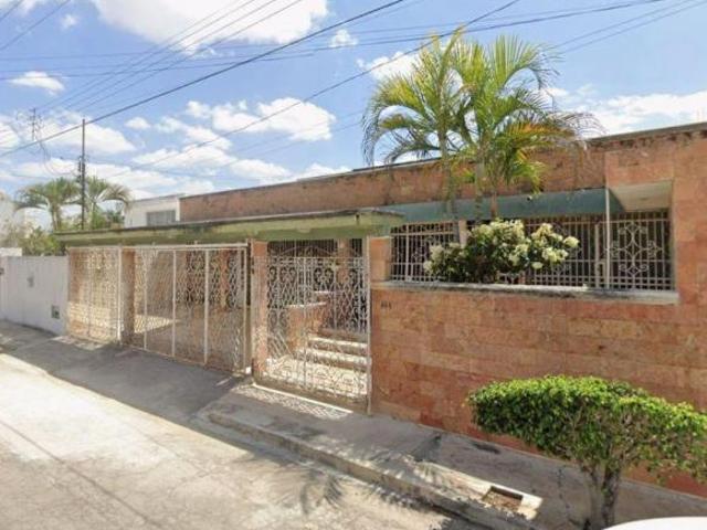 C. 13 444, Montejo, 97127 Mérida, Yucatán. N810