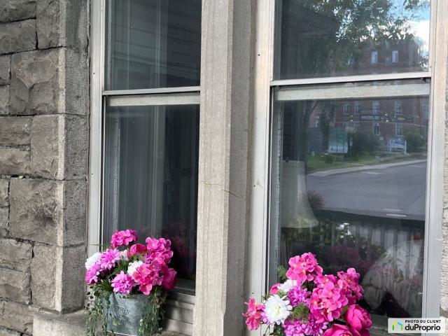 C 6, Rue Saint André, St André Avellin à louer
