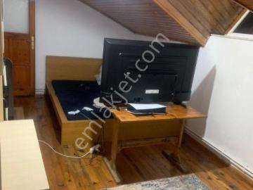 Ccumhuriyyet Mahallesi'nde Eşyalı Kiralık 1+1