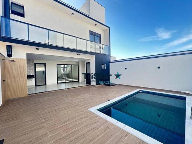CA0551 CASA NOVA COM 03 SUITES E PISCINA COM ACABAMENTO FINO EM CONDOMINIO FECHADO E LAZER COMPLET