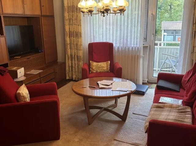 Ca. 71 m² Familienwohnung mit Gäste WC, Balkon und Keller