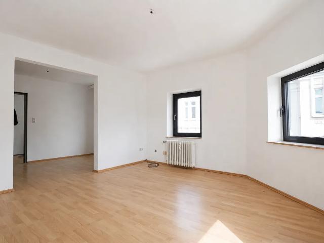 Ca. 80m² große 3 Zimmer Wohnung mit offenem Wohn / Essbereich und Tageslichtbad