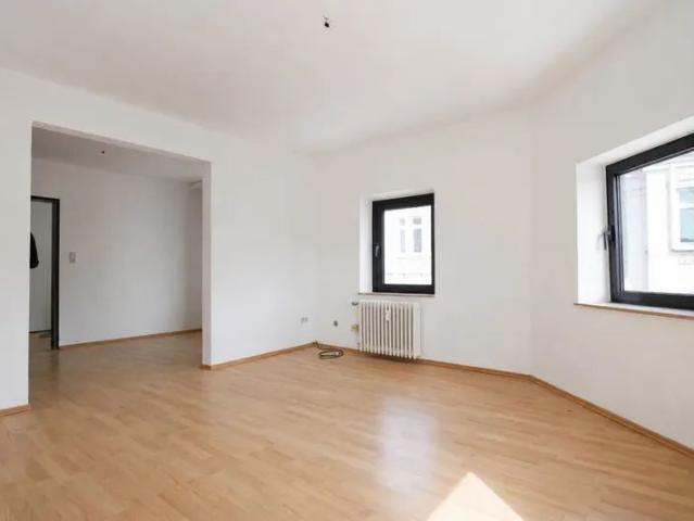 Ca. 80m² große 3 Zimmer Wohnung mit offenem Wohn / Essbereich und Tageslichtbad