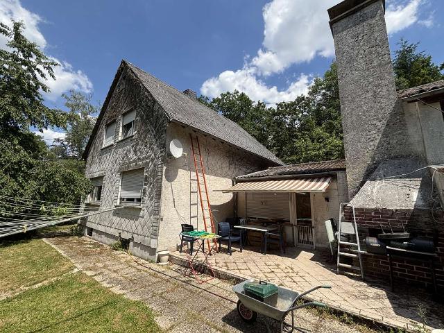 Ca. 11.000 m² großes Areal mit Wohnhaus, Gewerbeflächen und Perspektiven für zukünftig Projekte