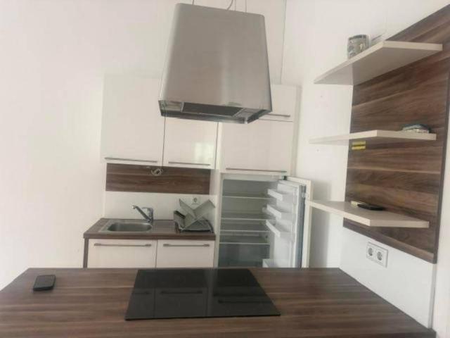 ca. 30 m² ALTBAUWOHNUNG saniert Nähe Gersthoferplatz