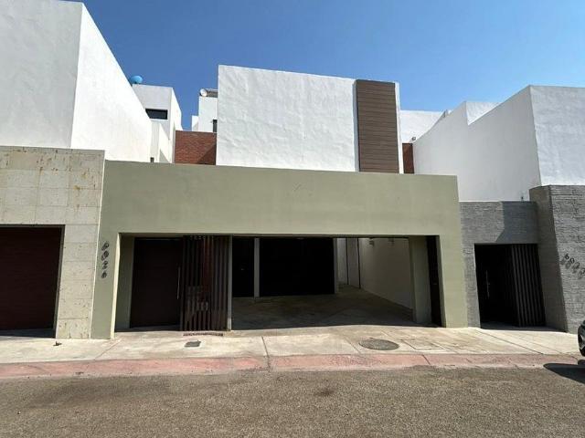 Casa en Hacienda Aguacaliente