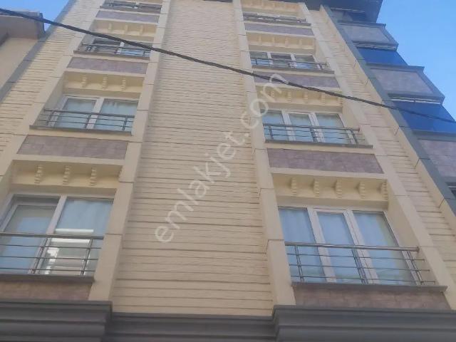 Cam Balkonlu | Asansörlü | Ara Kat 1+1 Metrobüse Yürüme Mesafesi