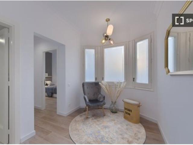 Cama en habitación compartida en piso de 7 habitaciones en Barcelona