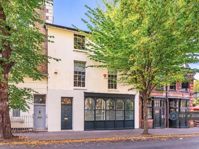 Camberwell Grove, London, SE5 3 bed flat to rent £3,680 pcm £849 pw