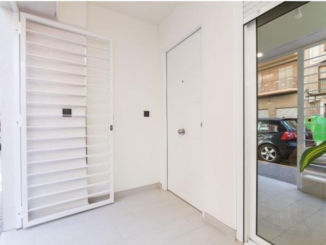 CAMBIO DE USO DE LOCAL A VIVIENDA: LOFT DE DISEÑO, 1 DORM, TERRAZA Y GARAJE