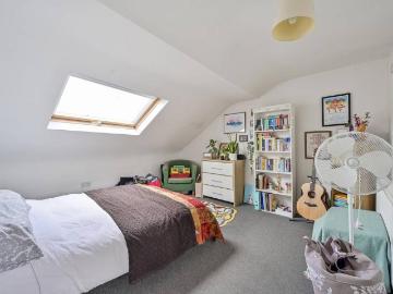 Southfields, SW18, Battersea Reach, London, Greater London