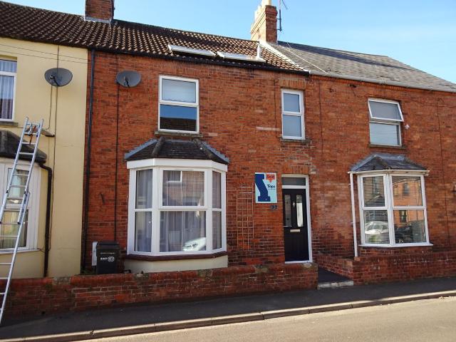 Camborne Place, Yeovil BA21, 3 bed terraced house to rent, £1,200 pcm | PrimeLocation