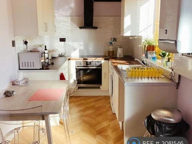 Camborne Road, Bristol, BS7 3 bed terraced house to rent £1,995 pcm £460 pw