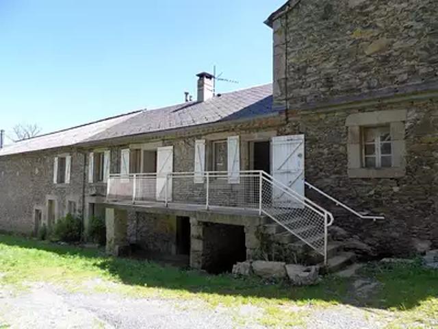 Cambounès 81260 Location maison 4 pièces t4
