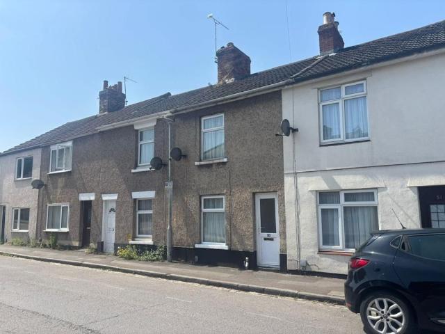 Cambria Place, Swindon SN1, 2 bed terraced house to rent, £1,100 pcm | PrimeLocation