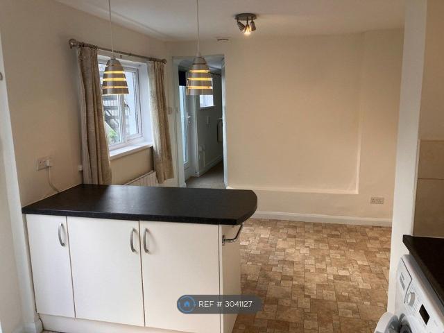Cambrian Terrace, Saundersfoot SA69, 1 bed flat to rent, £650 pcm | PrimeLocation