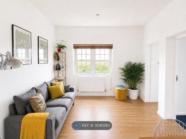 Cambridge Court, London E2, 2 bed flat to rent, £2,450 pcm | PrimeLocation