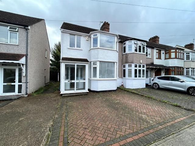 Cambridge Avenue, Gidea Park RM2, 3 bed semi detached house to rent, £1,900 pcm | PrimeLocation