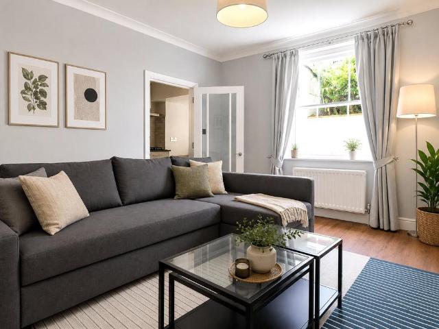 Cambridge Avenue, London, NW6 2 bed apartment to rent £2,499 pcm £577 pw