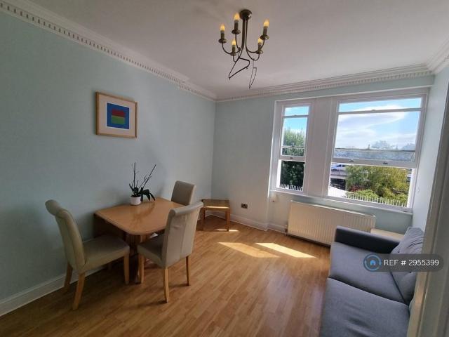 Cambridge Gardens, London, W10 2 bed flat to rent £2,500 pcm £577 pw