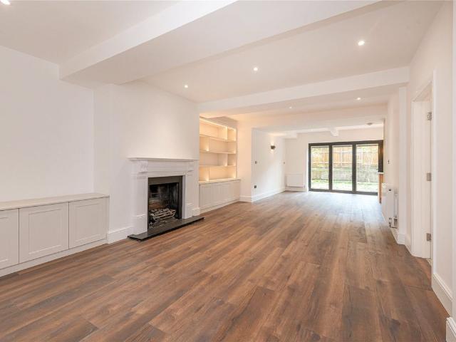 Cambridge Gardens, London W10, 4 bed maisonette to rent, £5,750 pcm | PrimeLocation