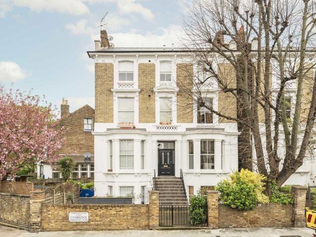 Cambridge Gardens, North Kensington W10, 1 bed flat to rent, £2,500 pcm | PrimeLocation