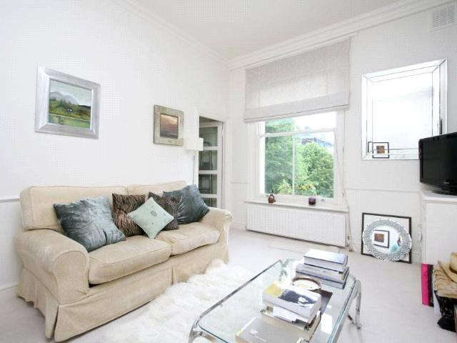 Cambridge Gardens, North Kensington, W10, London
