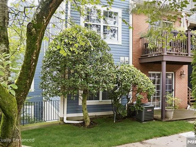 Cambridge Dr, Ramsey, Condo For Sale