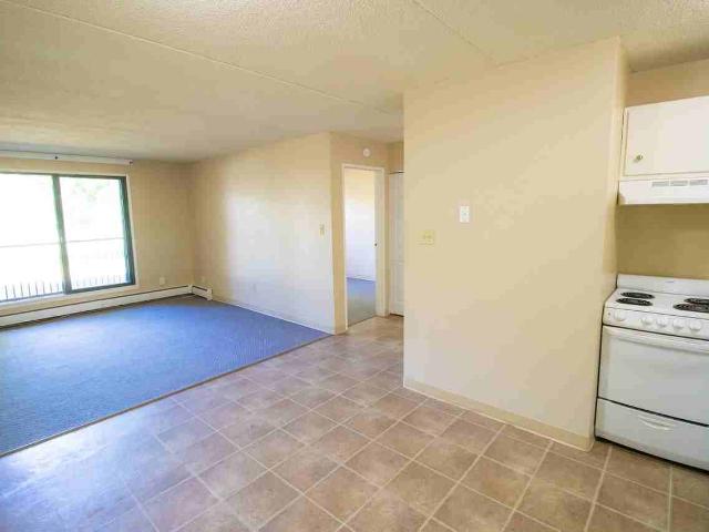Cambridge House 1 Bedroom Apartment for Rent at 175 Columbia Blvd W, Lethbridge, AB T1K 4B7 Varsity Village