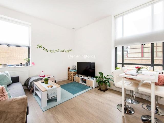 Cambridge House, Mayes Road, Wood Green N22, 1 bed flat to rent, £1,900 pcm | PrimeLocation