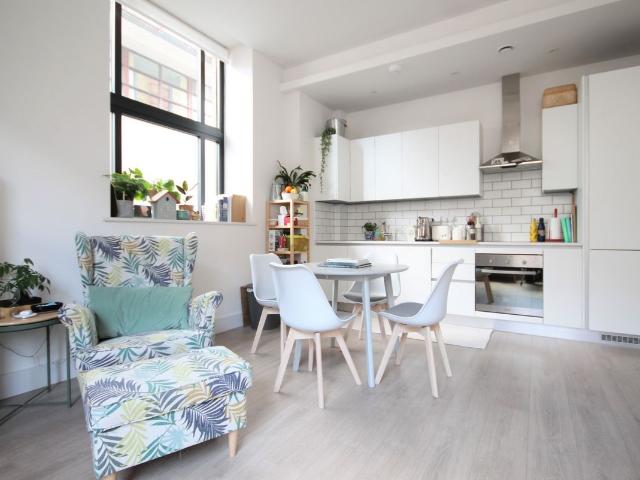 Cambridge House, Mayes Road, Haringay N22, 1 bed flat to rent, £1,850 pcm | PrimeLocation
