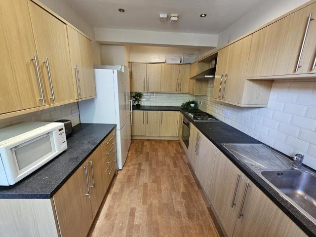 Cambridge Street, Norwich NR2, 9 bed end terrace house to rent, £3,500 pcm | PrimeLocation