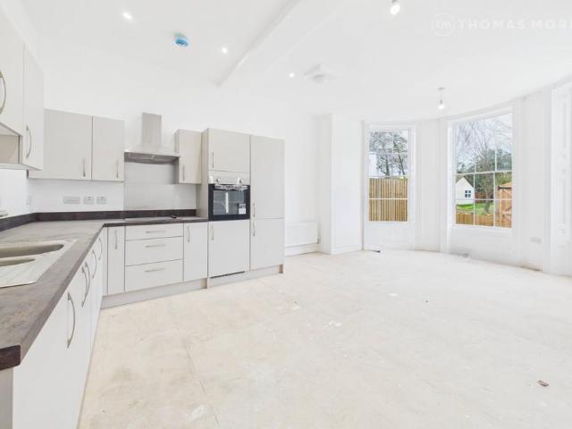 Cambridge Street, Cambridgeshire PE19 2 bed apartment to rent £1,350 pcm £312 pw