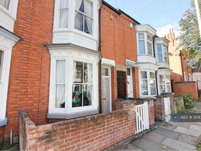 Cambridge Street, Leicester, LE3 3 bed terraced house to rent £990 pcm £228 pw