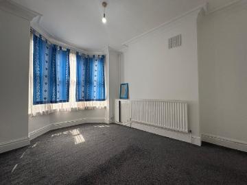 Cambridge Street, Leicester LE3, 1 bed flat to rent, £750 pcm | PrimeLocation