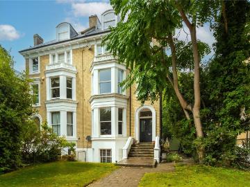 Cambridge Park, Twickenham TW1, 2 bed flat to rent, £2,695 pcm | PrimeLocation