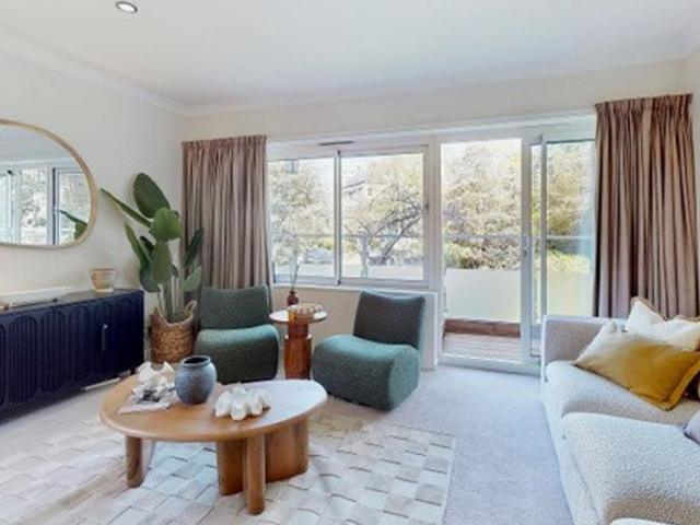Cambridge Park, Winchester House. 2 bed flat to rent £2,750 pcm £635 pw