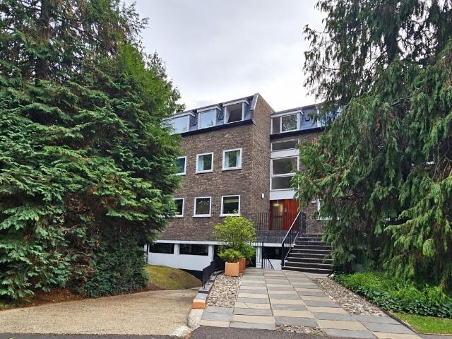 Cambridge Park, East Twickenham TW1, 2 bed flat to rent, £2,295 pcm | PrimeLocation