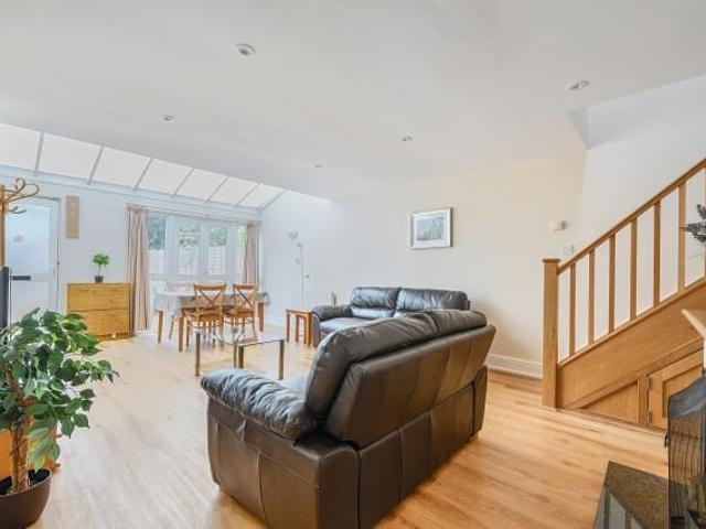 Cambridge Road, Twickenham TW1, 3 bed terraced house to rent, £3,650 pcm | PrimeLocation