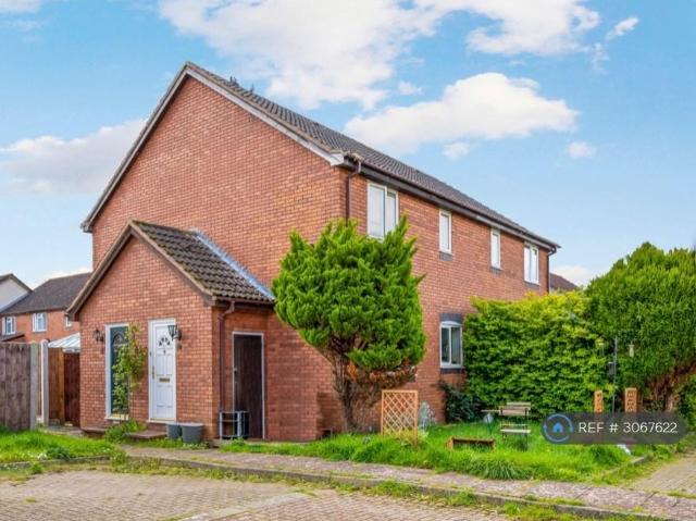 Cambridge Road, West Molesey, KT8 1 bed semi detached house to rent £1,600 pcm £369 pw