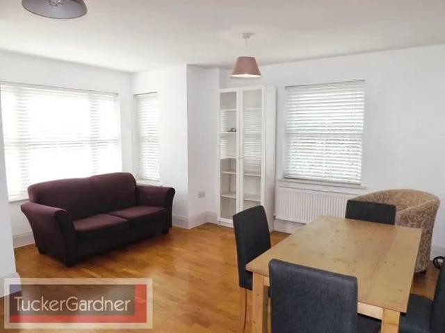 Cambridge Road, CB22 5JJ
