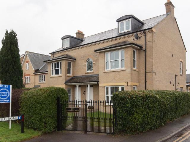 Cambridge Road, Great Shelford CB22, 2 bed flat to rent, £1,600 pcm | PrimeLocation