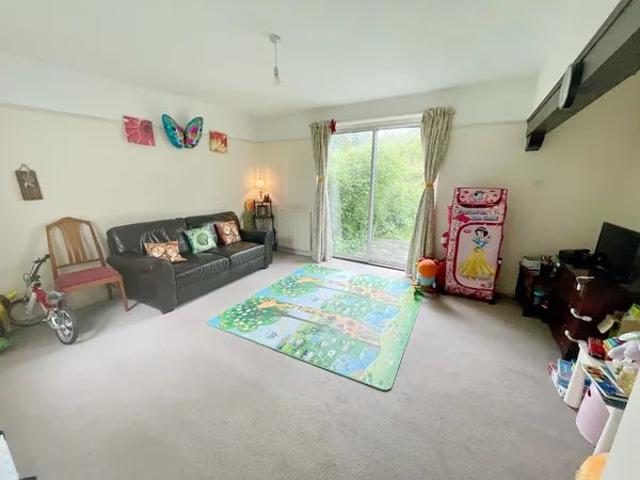 Cambridge Road, Great Shelford, CB22 5JS