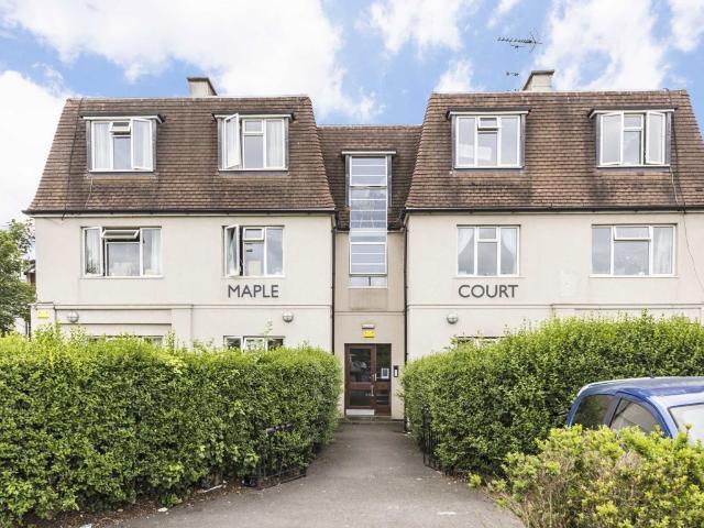 Cambridge Road, Kingston Upon Thames KT1, 2 bed flat to rent, £1,900 pcm | PrimeLocation