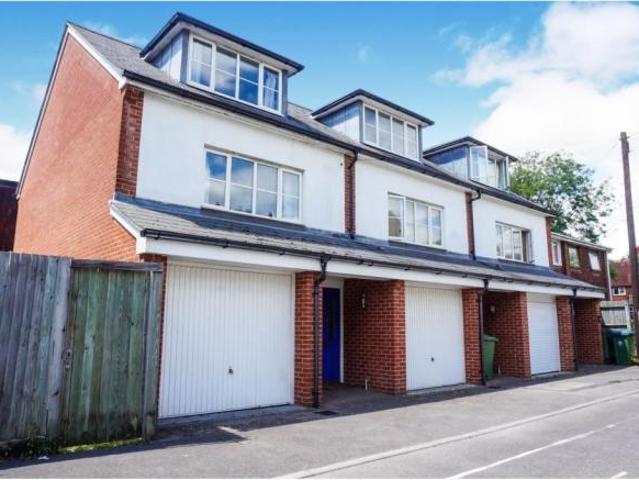 Cambridge Road, Southampton, SO14 3 bed house to rent £1,600 pcm £369 pw